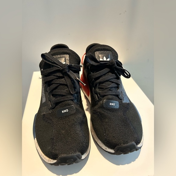 Adidas NMD runner Size 5.5 - Picture 2 of 6